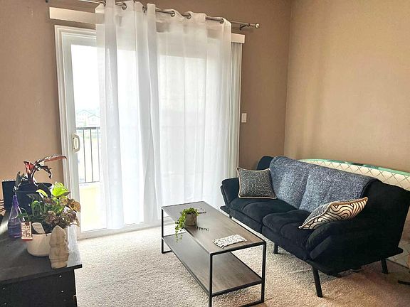4th image of 9225 Lakeland Dr #401