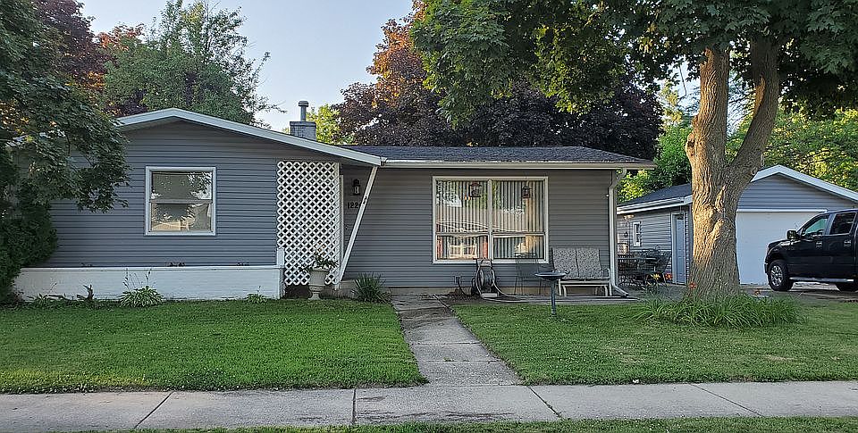 1st image of 1226 Nicolet St
