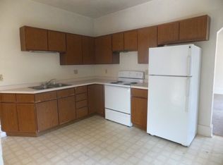 1516A S 10th St, Manitowoc, WI 54220