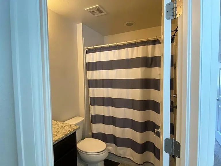 15202 E Batavia Pl — Photo 12