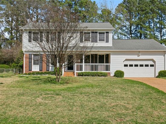 15 Paddock Dr, Newport News, VA 23606