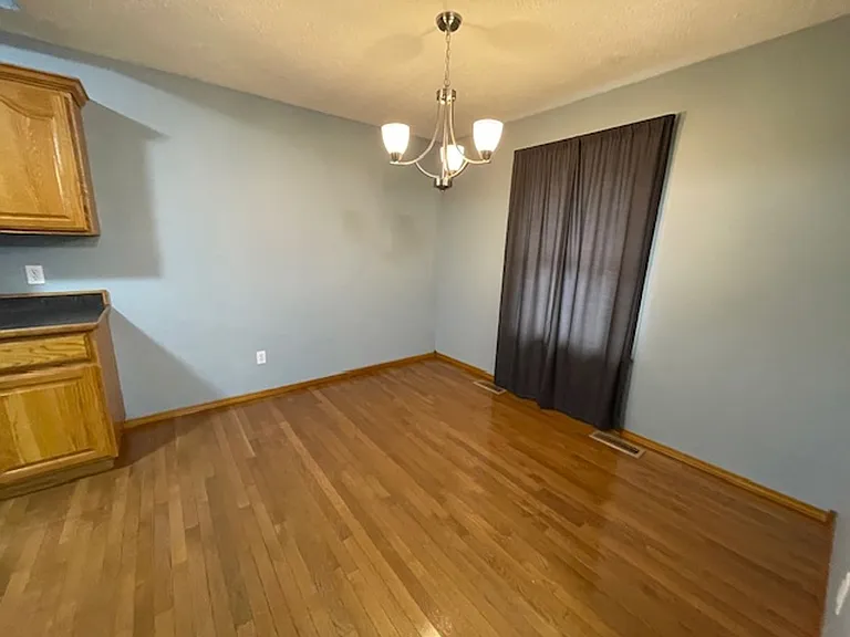 834 S Mahn Ave — Photo 14