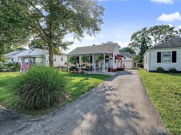1667 Pell Dr, Dayton, OH 45410