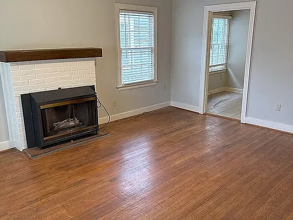 2 bed, 1030 sqft, $895 — Photo 3