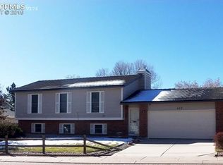 403 Saddlemountain Rd, Colorado Springs, CO 80919