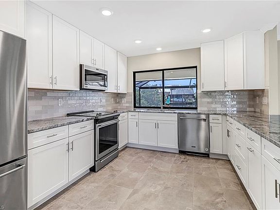 3rd image of 5430 SW 24th PL