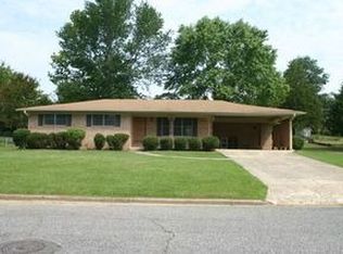 212 Mockingbird St, Hot Springs, AR 71913