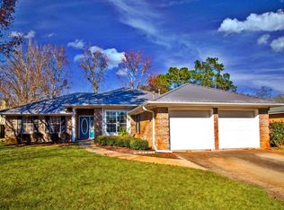 4020 Mary Louise Dr, Panama City, FL 32405