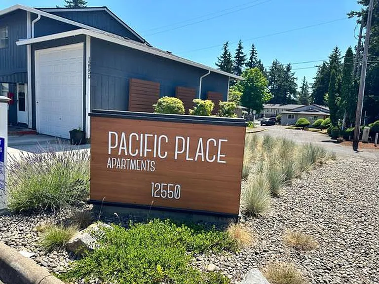 12550 SE Powell Blvd — Photo 29