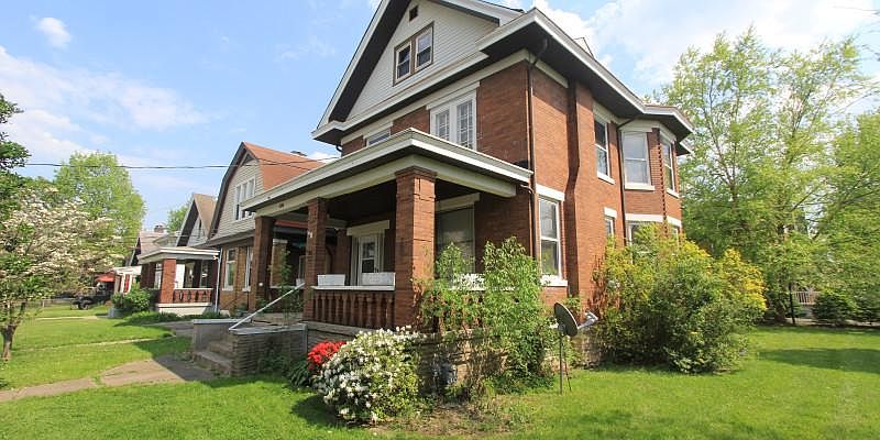 1st image of 2931 Robertson Ave