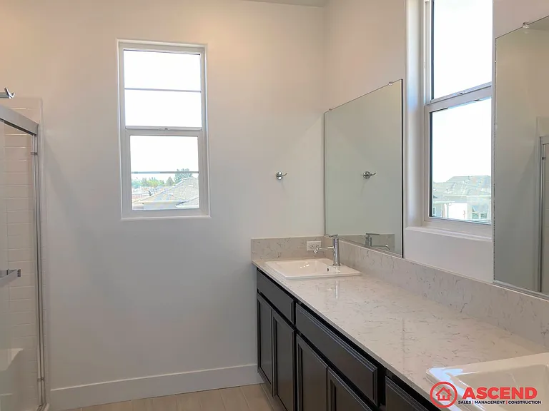 9734 Cotton Creek Dr — Photo 13