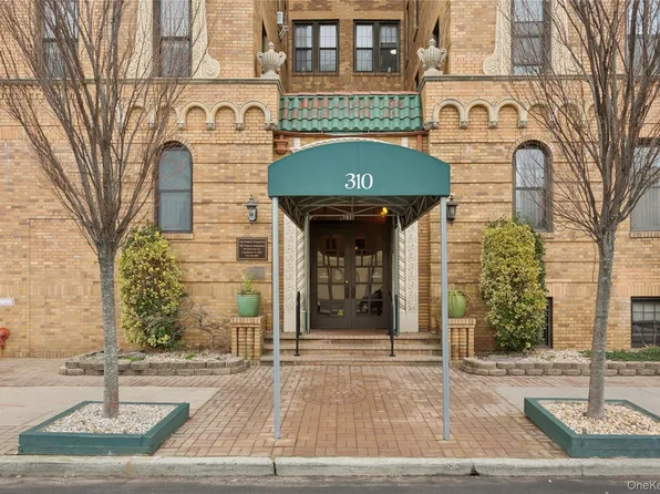 310 Riverside Boulevard #1H, Long Beach, NY 11561