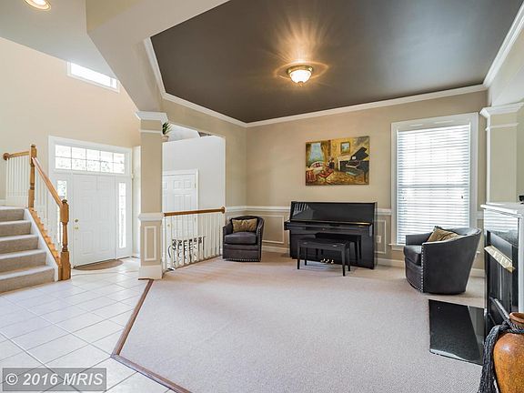 5th image of 3839 Highland Oaks Dr