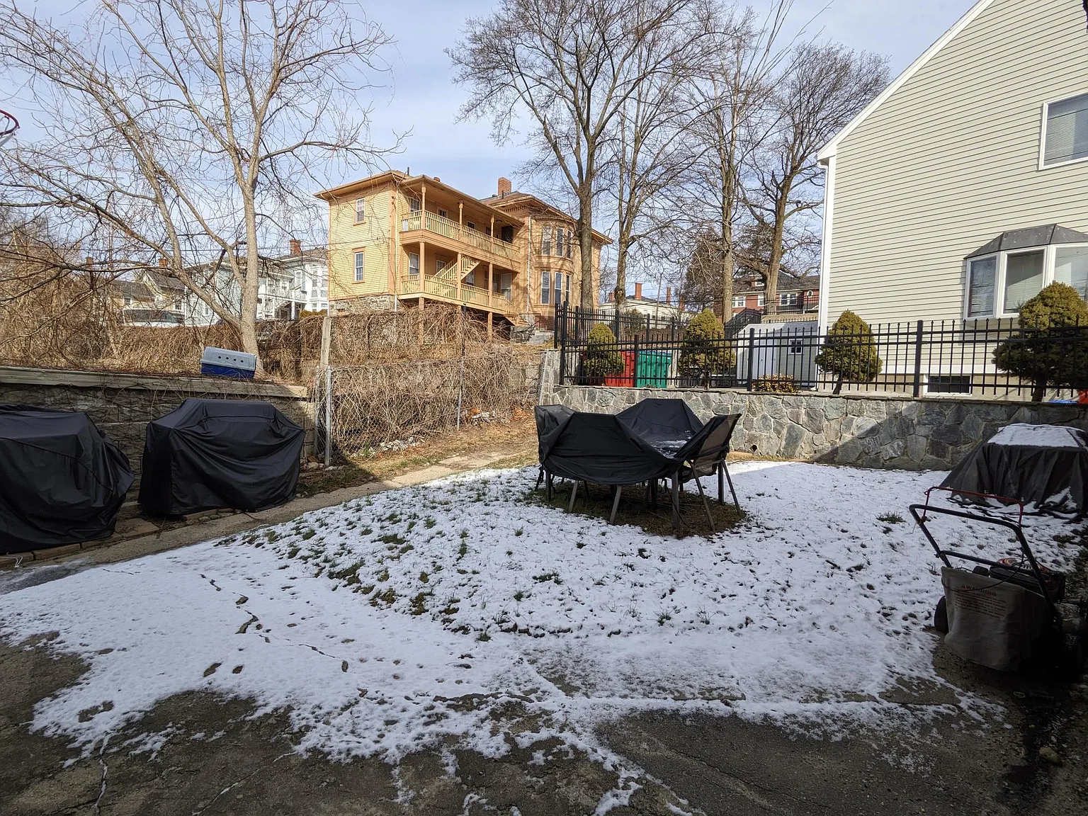 56 Oak St — Photo 3