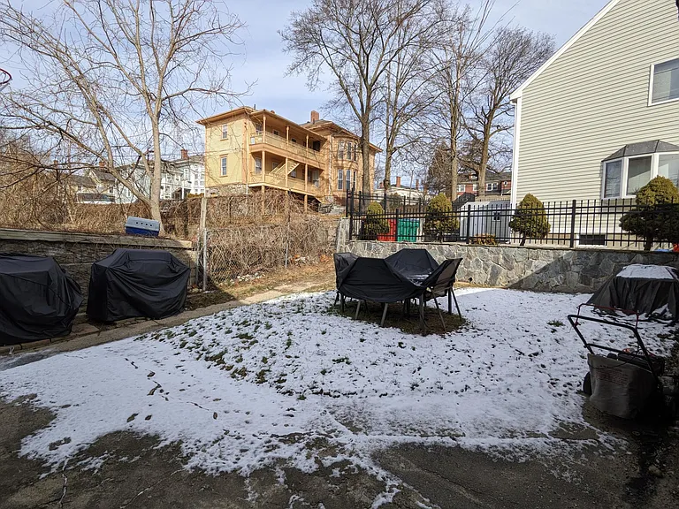 56 Oak St — Photo 3