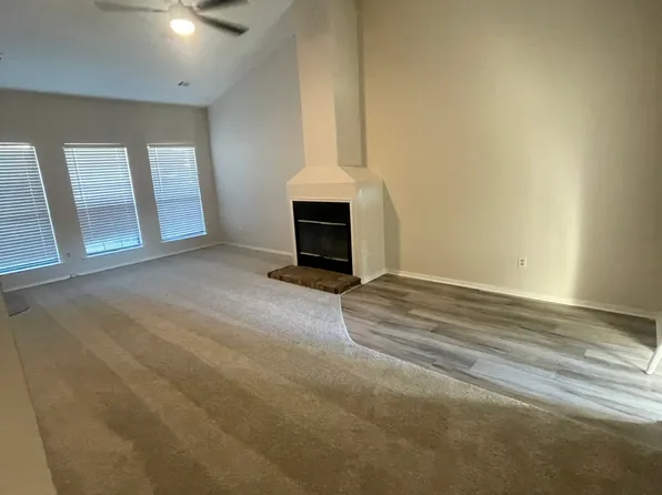 205 Laurel Hill Dr, Old Hickory, TN 37138