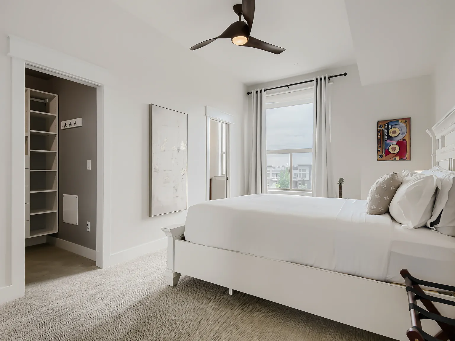 2 bed, 2.5 bath, 1383 sqft, $3,195 — Photo 3