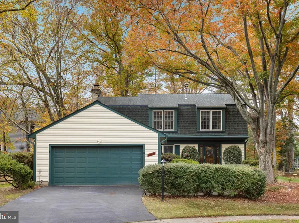 12024 Torrey Pine Ct, Woodbridge, VA 22192