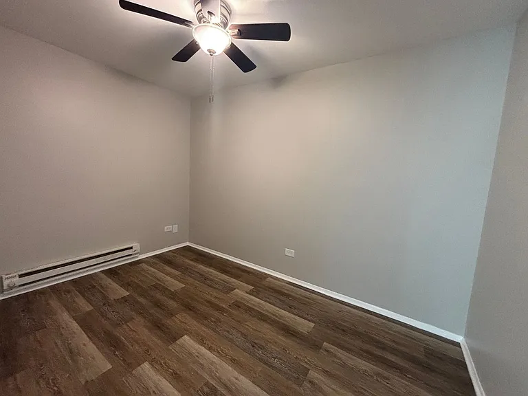 1039 N McAree Rd — Photo 5