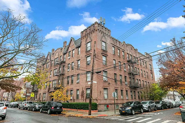 Rented by MNS | media 7