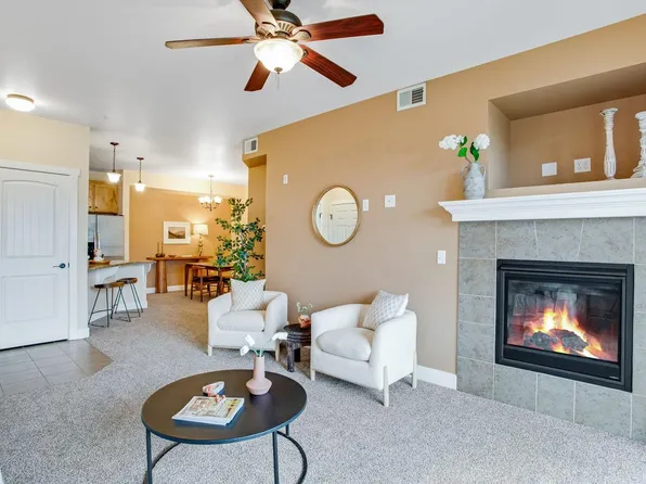 2445 Windrow Dr #B-206, Fort Collins, CO 80525