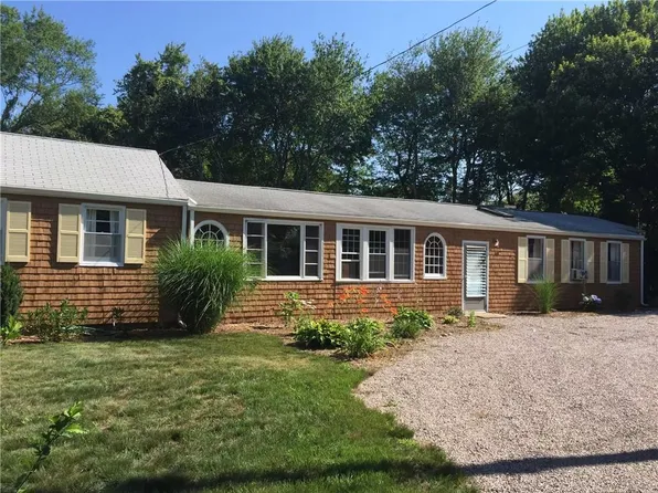 60 North Ave, Charlestown, RI 02813