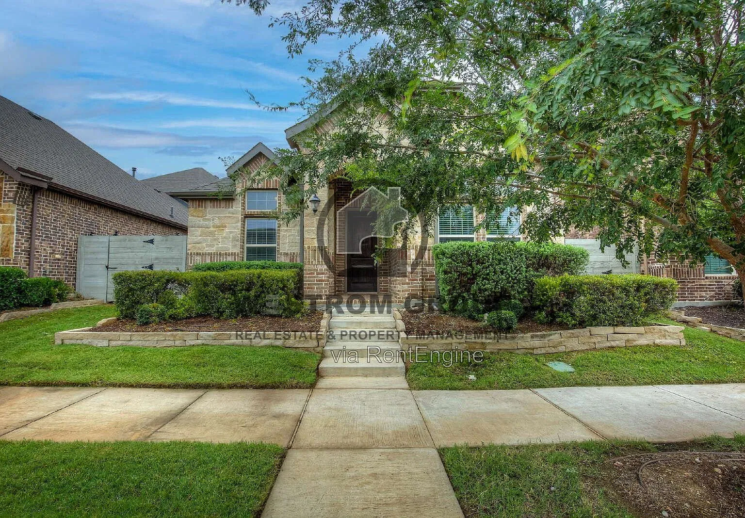 3 bed, 2.5 bath, 1864 sqft, $2,495 — Photo 1