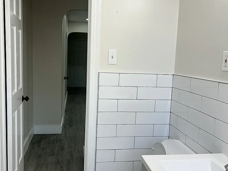 362 Raleigh St SE #4 — Photo 1