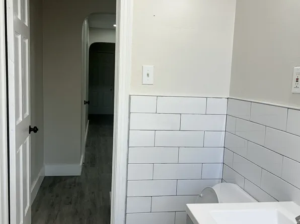 362 Raleigh St SE APT 4, Washington, DC 20032