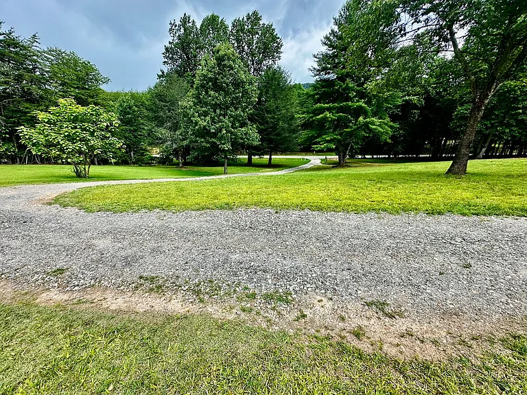 15 Bonanza Ln — Photo 37