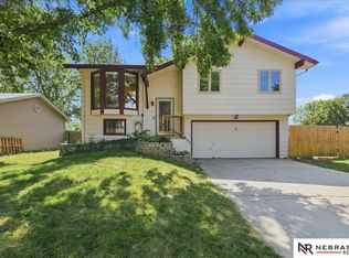 1245 W Jean Ave, Lincoln, NE 68522