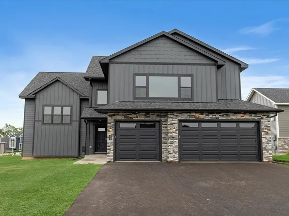 255 Eagle Ridge Dr, Roberts, WI 54023