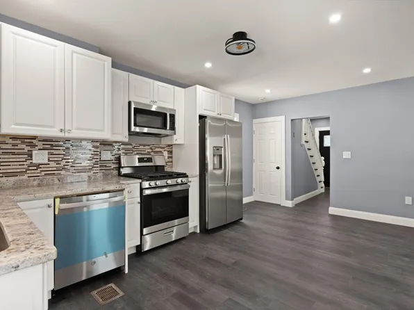 16 Chester Pl, Lynn, MA 01904