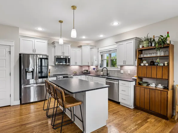 1073 Zophi St, Nashville, TN 37216