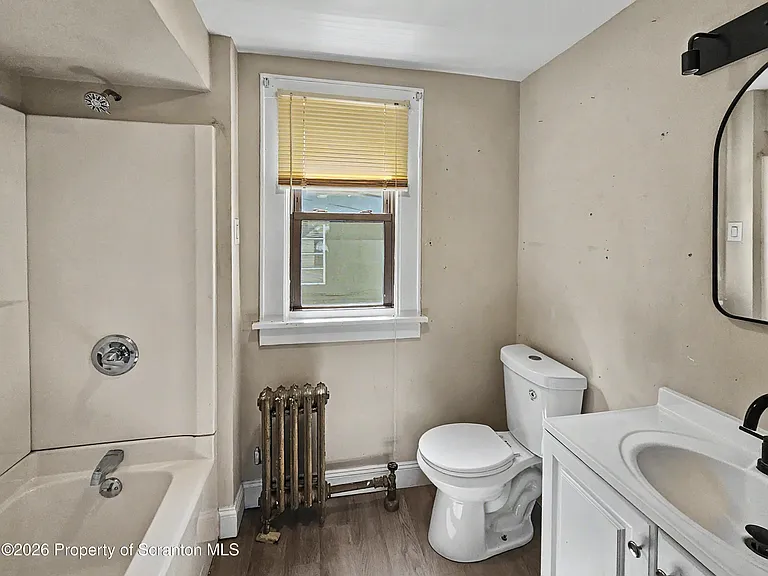 405 Fig St #HOUSE — Photo 5
