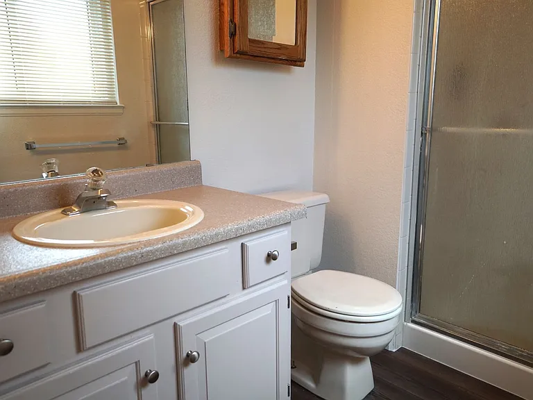 2205 Parliament Dr — Photo 20