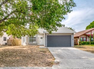 9330 Valley Way Dr, San Antonio, TX 78250