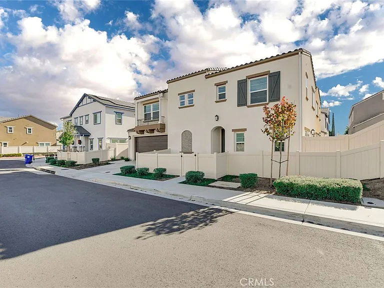 31969 Monet Pl — Photo 3