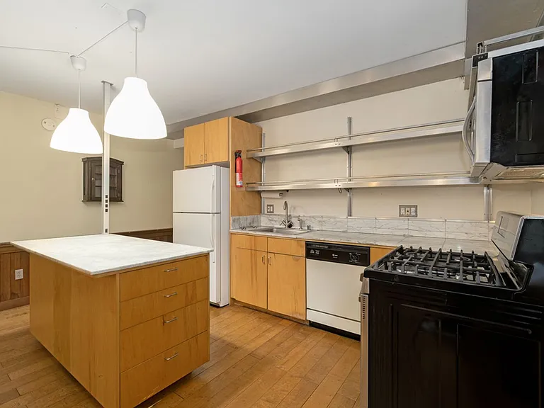 2163 Alameda Ave #B — Photo 13