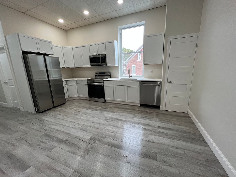 Open Kitchen