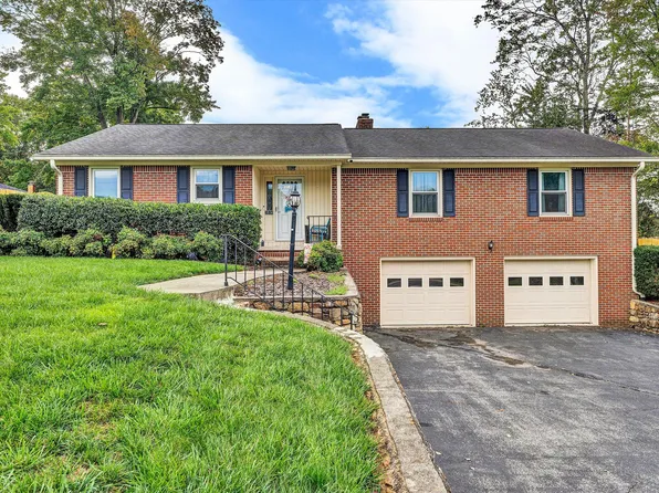 3536 Valentine Rd SW, Roanoke, VA 24018