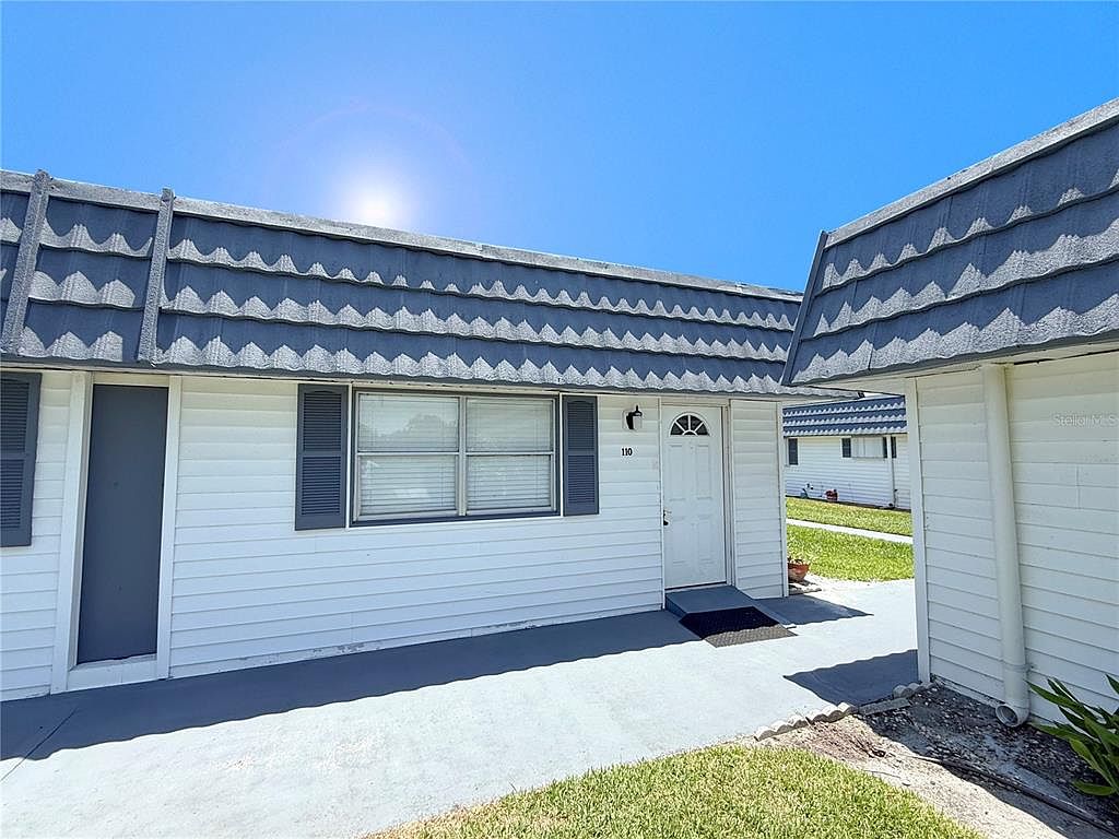 205 Andover Pl N UNIT 110