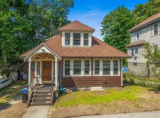 19 Oakridge St, Mattapan, MA 02126