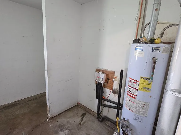 2416 W Rita St — Photo 13