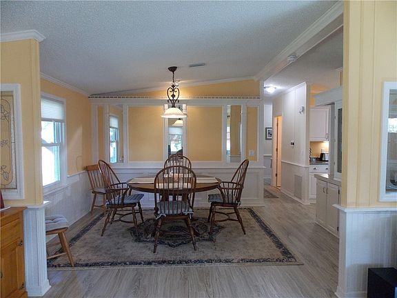 3rd image of 539 Longan Dr