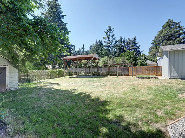 8015 NE 143rd St — Photo 19