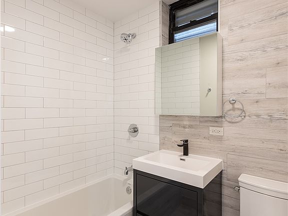 4th image of 440 Baldwin Ave #3A