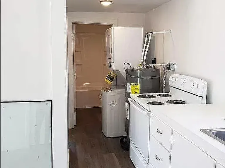 2613 E Cherry St — Photo 5
