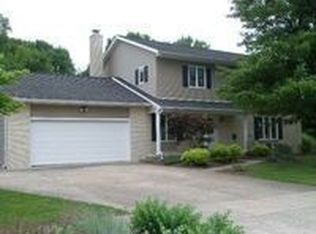 489 Northfield Dr, Circleville, OH 43113