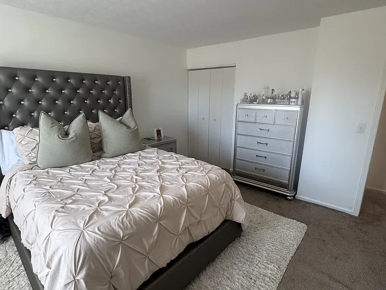 124 Lakeside Dr — Photo 16